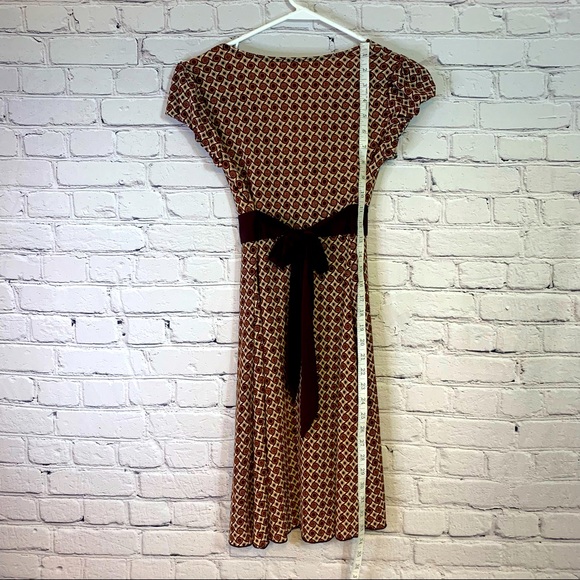 👻3/$15 Last Chance Sale! Candies Brown Vintage Patterned Dress Size Medium - Picture 2 of 5